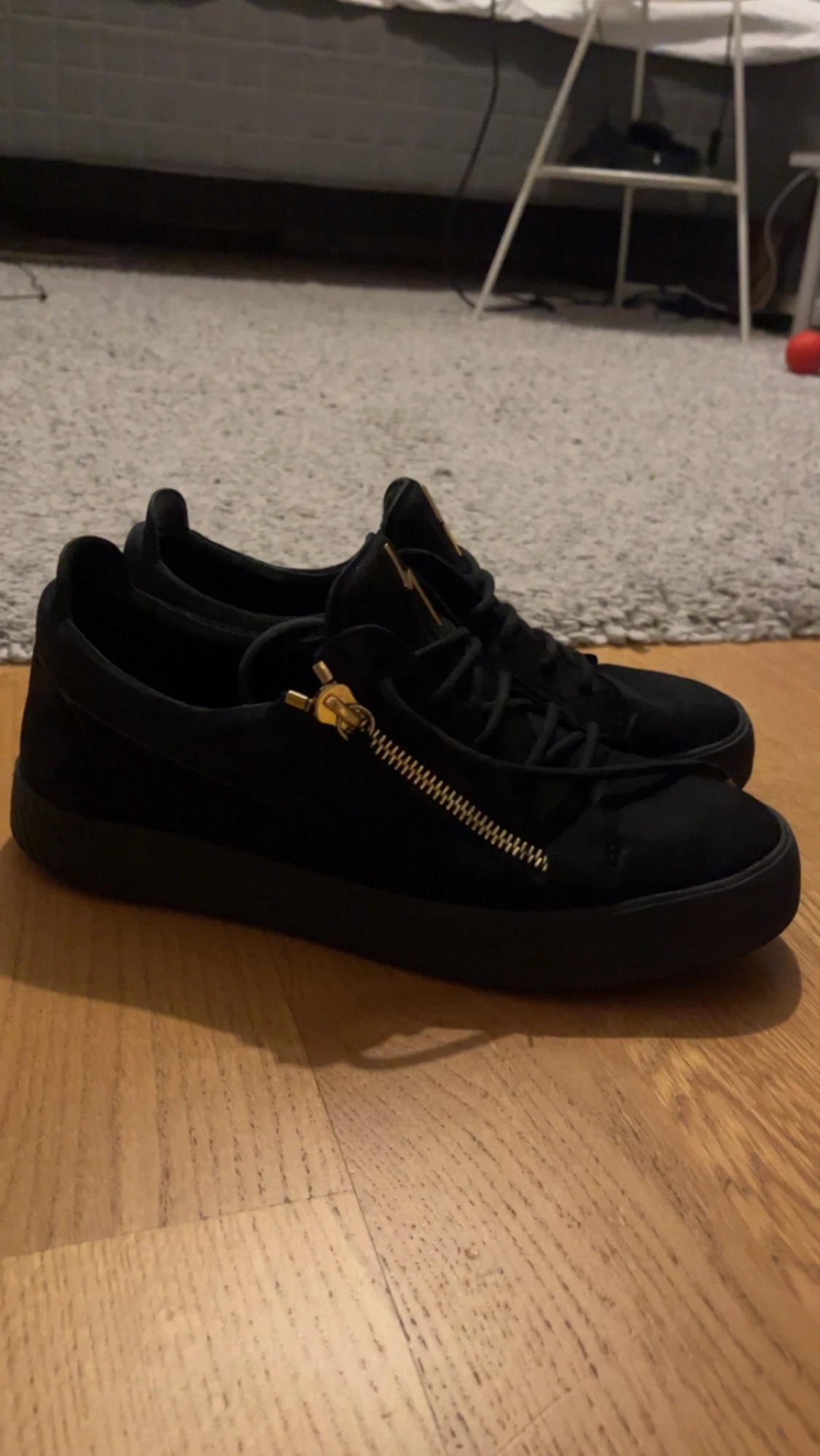 Guizeppe Zanottis Svart/Guld - 90