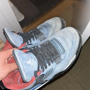 Jordan 4 Travis scott  - Pris diskuteras s