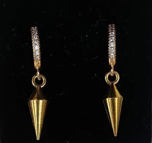 Örhängen  - Örhängen ”Sonja”🌸 Pris: 79 + 15kr (frakt) 