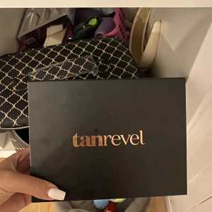 Tanrevel  - Säker mitt nästan oanvända tanrevel det vätska tillkommer inte då jag sålt den redan nypris 799 vis snabb affär billigt pris !!