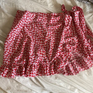 Sommarkjol ❤️ - Jätte fin knytkjol från SHEIN💗