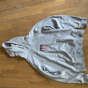 Gant hoodie - Bra kvalitet knappt använd, skriv för mer info