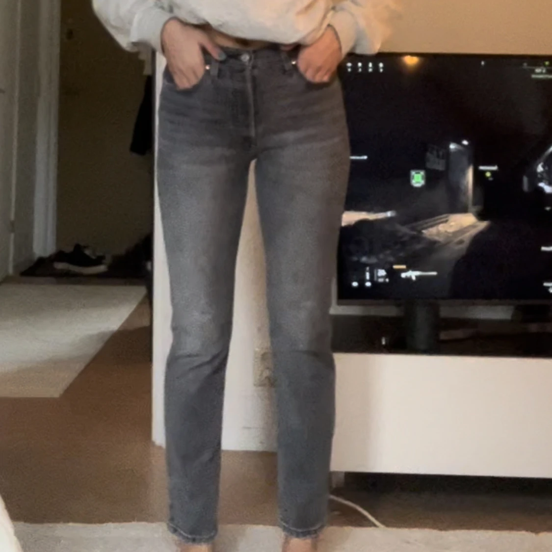 Grå jeans  - 91
