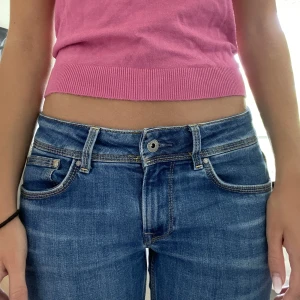 Pepe jeans - Jättefina lågmidjade jeans. Säljer pga att de inte kommer till användning💗 Pris kan diskuteras💗❤️
