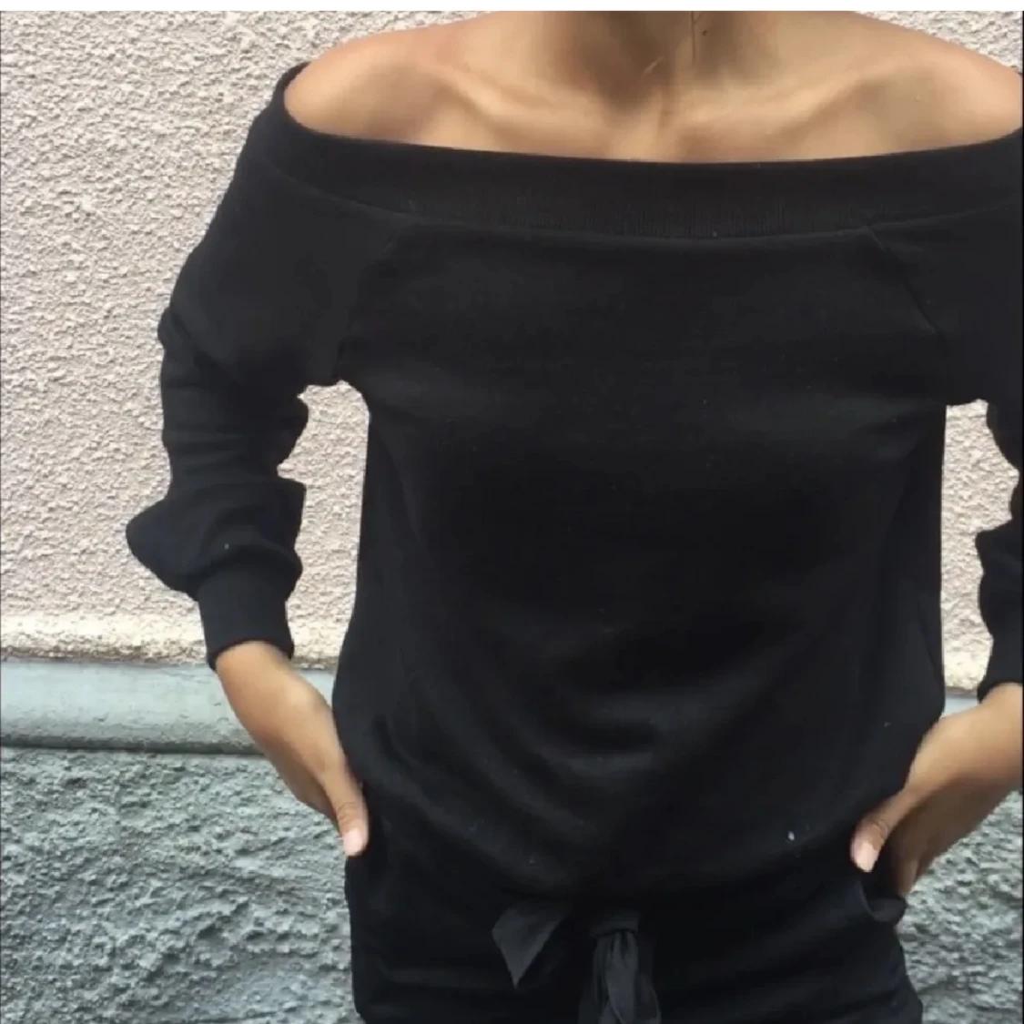 Off shoulder tröja 