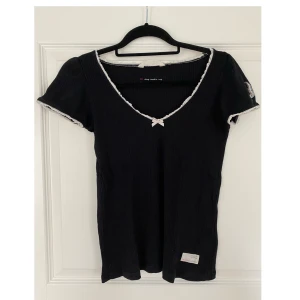 Odd molly t-shirt  - I jättebra skick. 