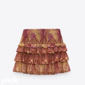 Populär zara kjol - Kommer inte jätte mycket till användning men skit snygg 🤩 