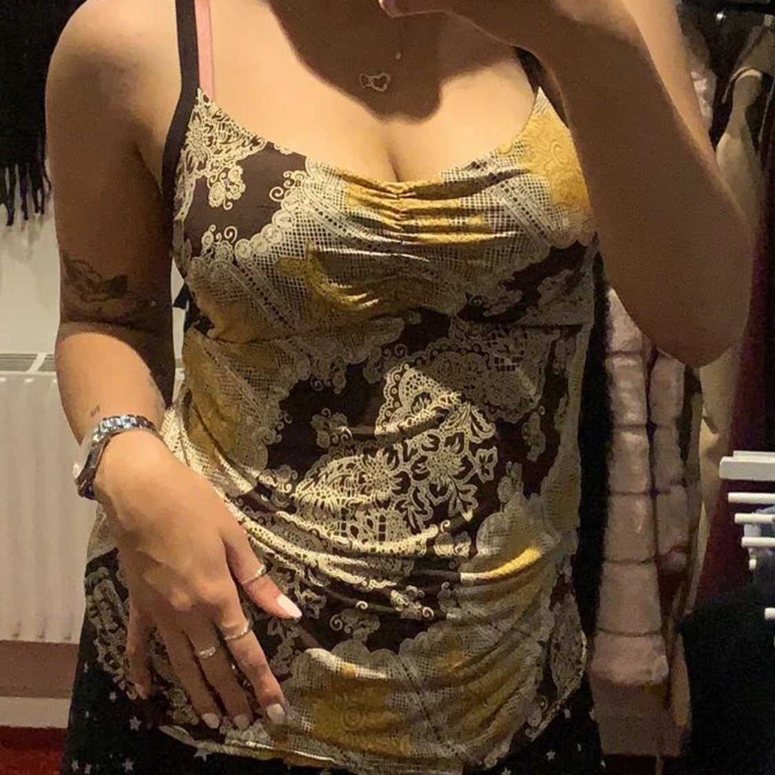 Lite retro topp med bygel - 91