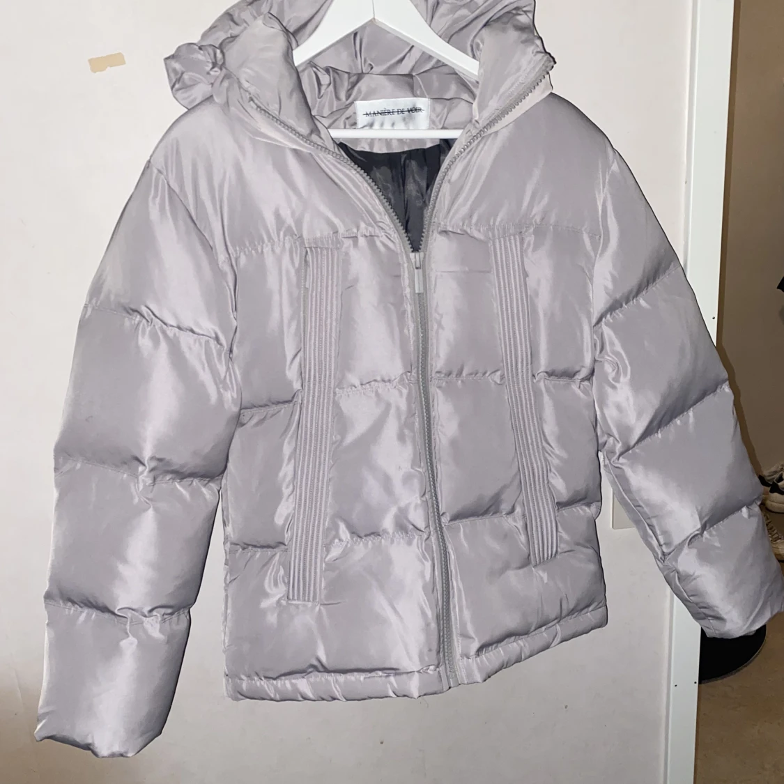 Maniere de Voir jacka