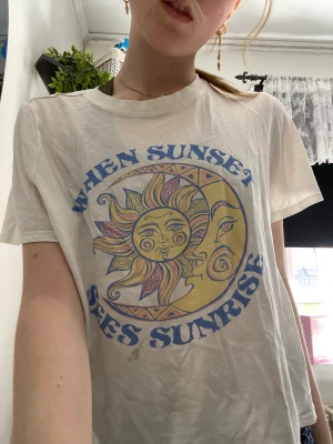 T shirt - Gullig T-shirt som inte kommer till användning längre.