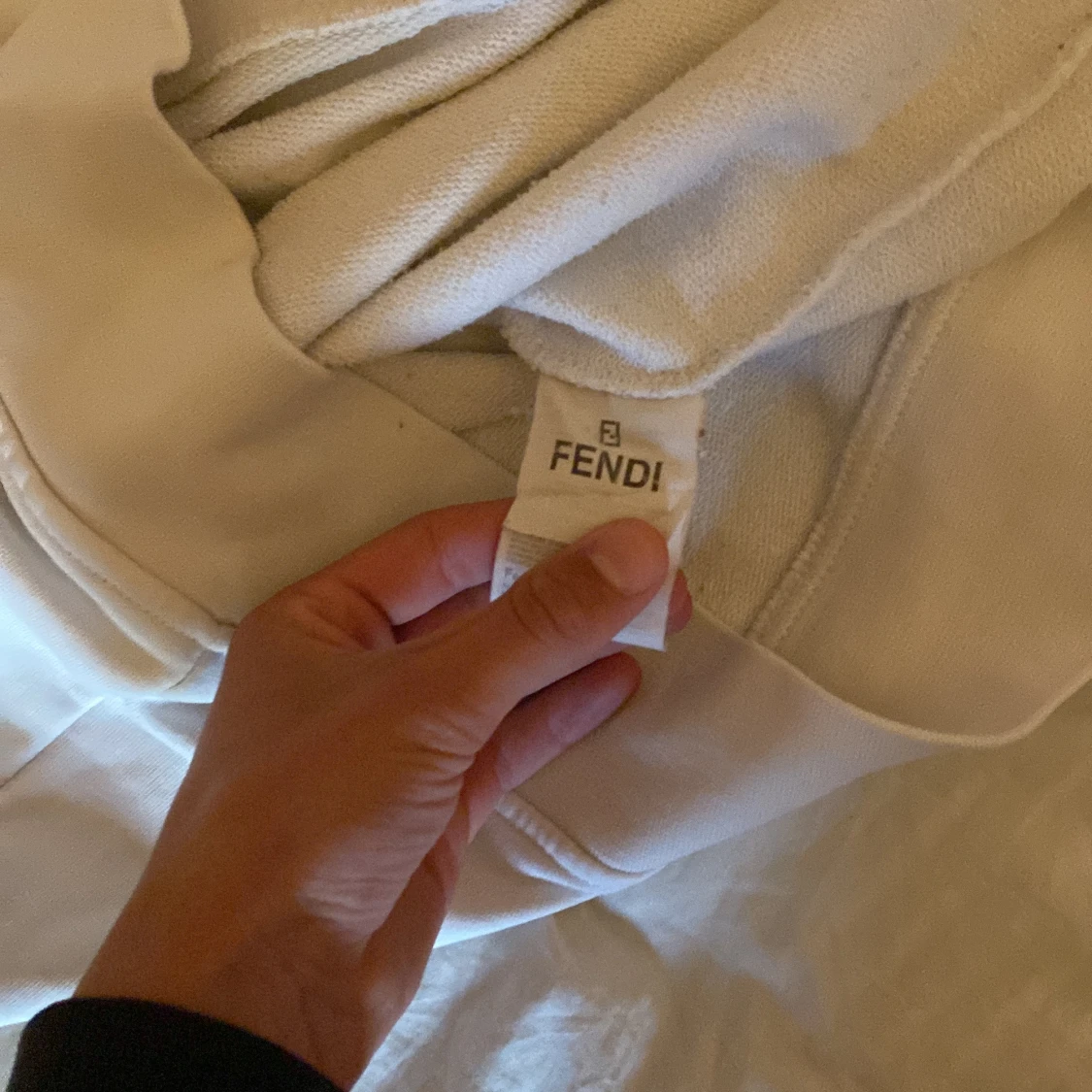 Fendi tröja - 91