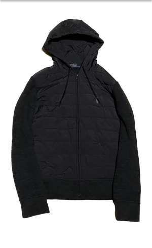 Polo Ralph Lauren Cardigan - Cardigan från Polo Ralph Lauren | Storlek: XS | Skicket på jackan är Nyskick - Mitt pris: 1349kr - Nypris: 2049kr