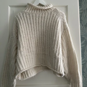 Vit stickad tröja - Vit stickad tröja från hm