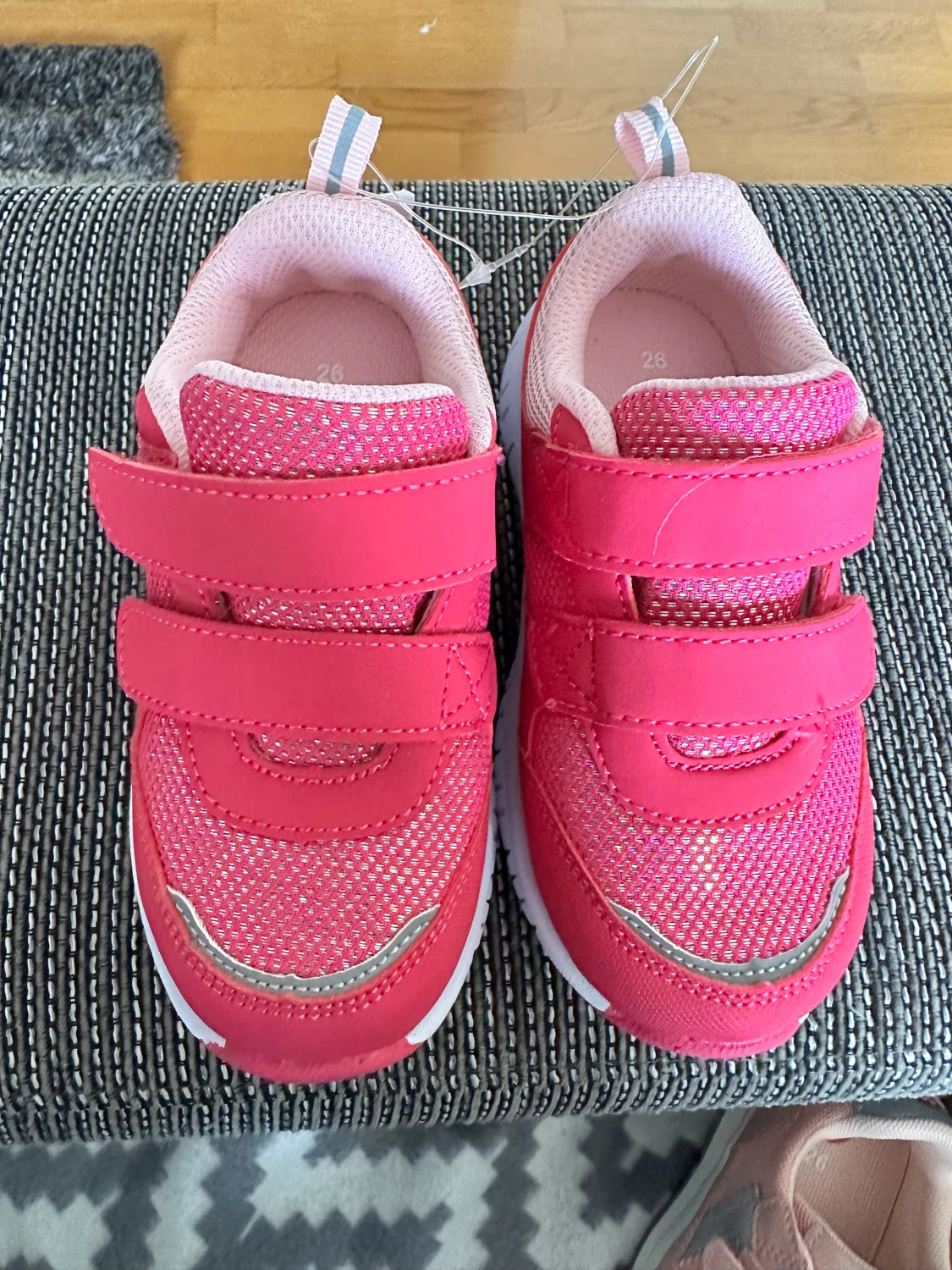 Helt ny barnskor storlek 26 - 90