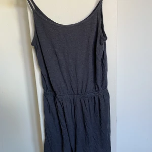 Bodysuit - Använd men i gott skick.