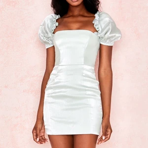 HOUSE OF CB klänning - LELYA dress - Klänning från House of CB💕 Strl. M. Aldrig använd, prislapp kvar😇