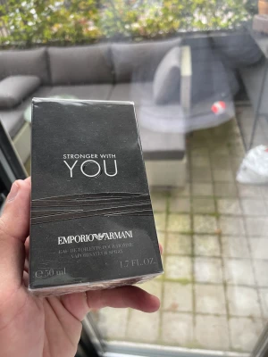 Stronger with you parfym - Oönskad födelsedagspresent EJ ÖPPNAD stronger with you edt parfym 50ml