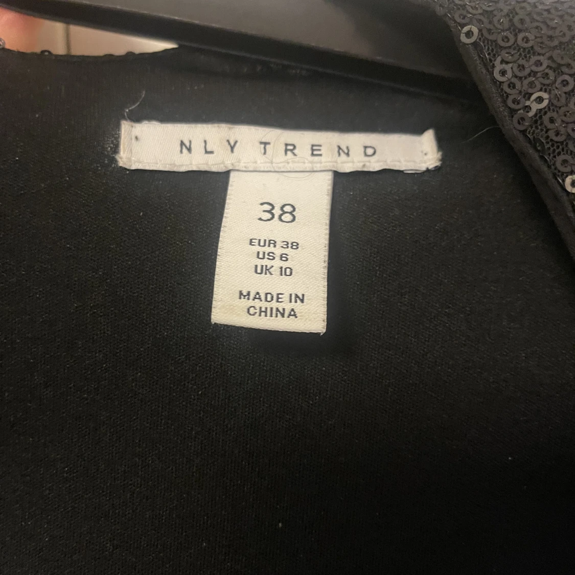 Paljettklänning - 2