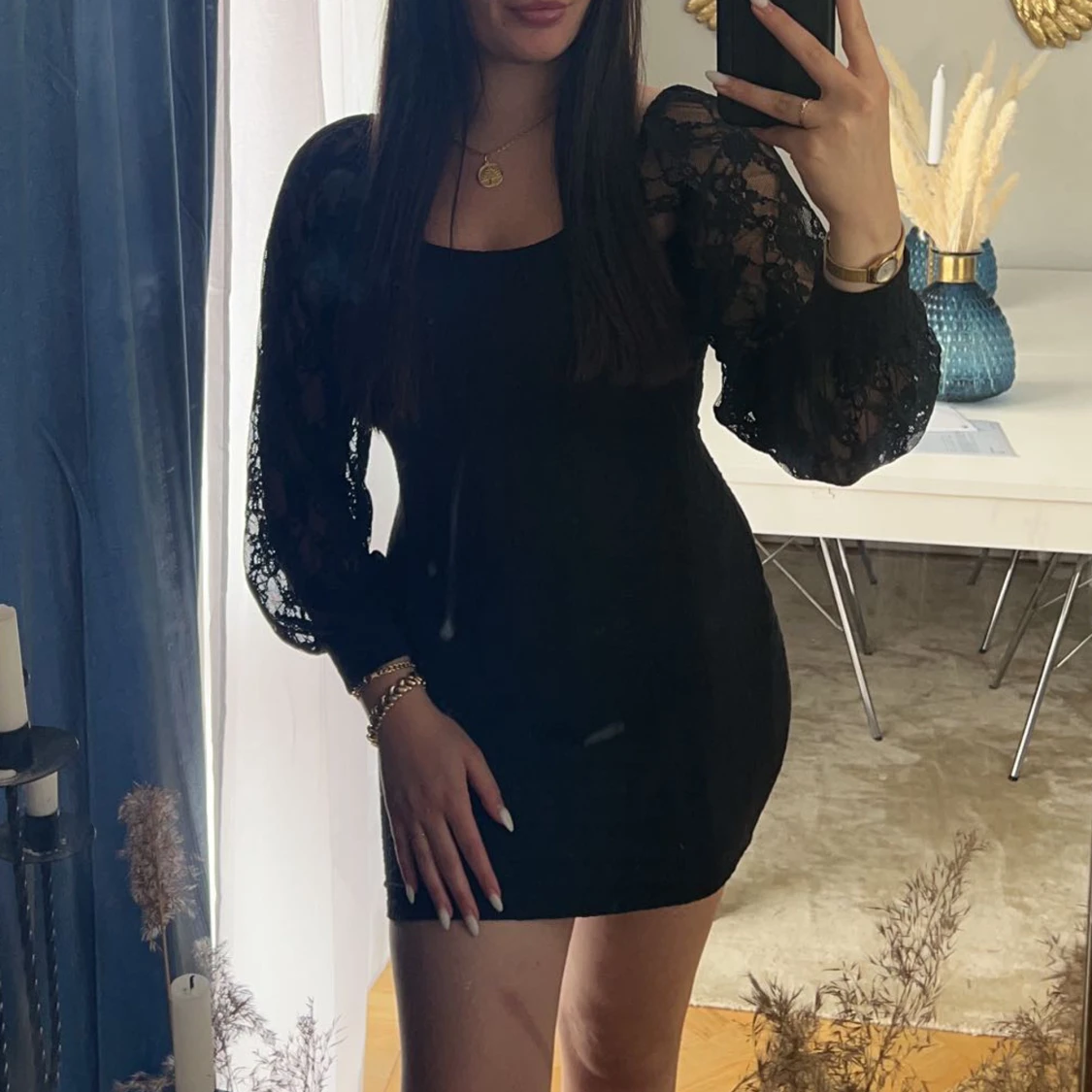Svart kort klänning 