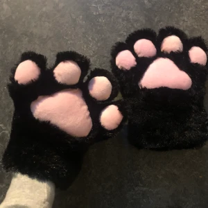 Kattvantar  - NY! Söta kattvantar från yesstyle. Köptes för runt 140 + tull ^^