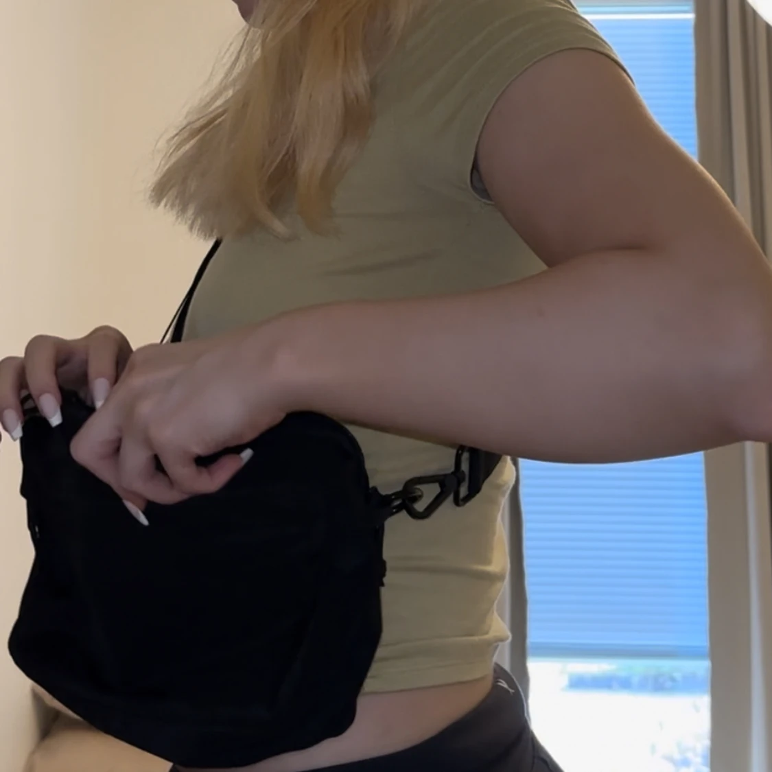 Axelremsväska liten - 90