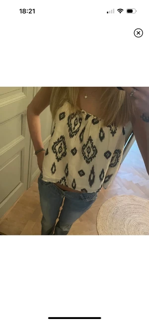 Zara topp - Precis som ny, aldirg använd endast testat💖