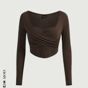 Brun topp  - Säljer en fin brun topp i Storlek Xs för 30 kr💕💕