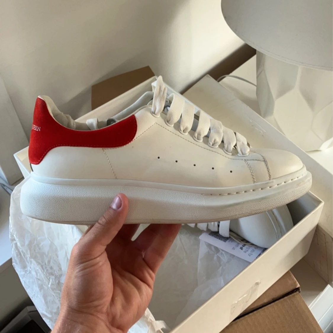 Alexander Mcqueens  - 91