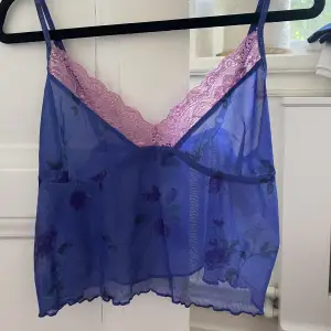 super cute mesh lacey purple top eith flowers from motel rocks, size S great condition 