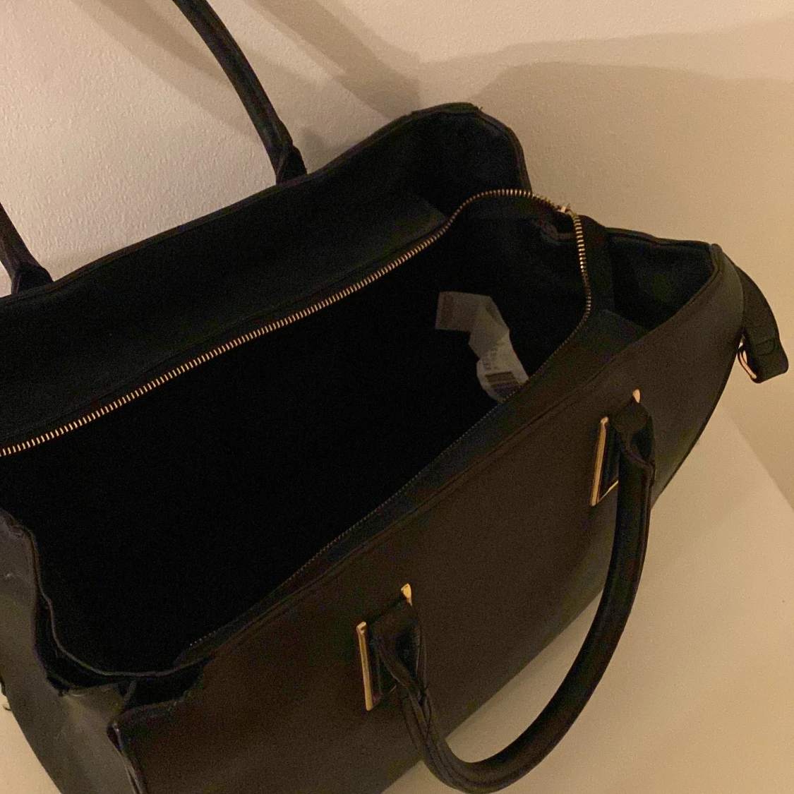 Stor svart väska - 90