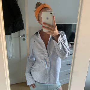 Ralph Lauren skjorta - Äkta Ralph Lauren skjorta. Storlek 16, passar mig som vanligtvis har XS-S. Frakt tillkommer!