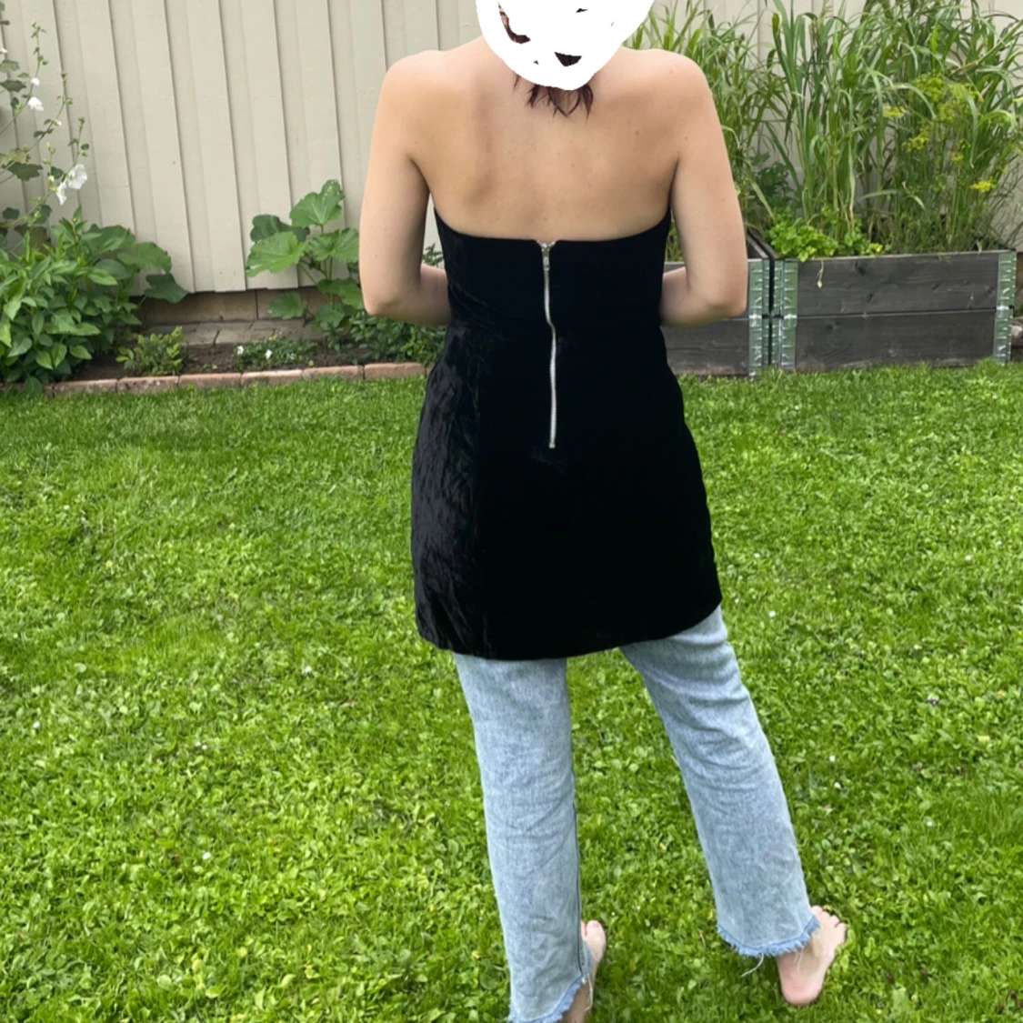 Sammetsklänning axelbandslös  - 90