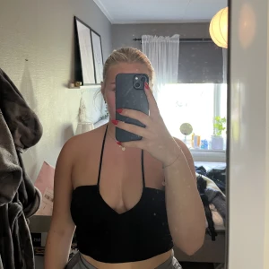 Knyt-topp - Fin topp köpt på Zalando. Storlek M. Aldrig använd 