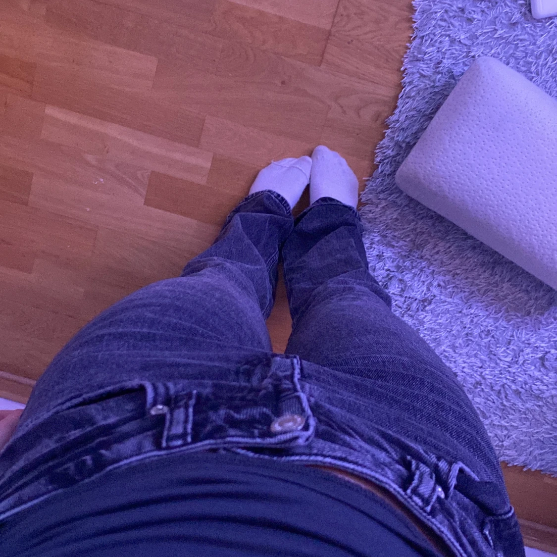 Svarta bootcut jeans - 90