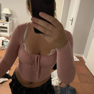 Fin rosa tröja - Fin nästan oansvänd tröja