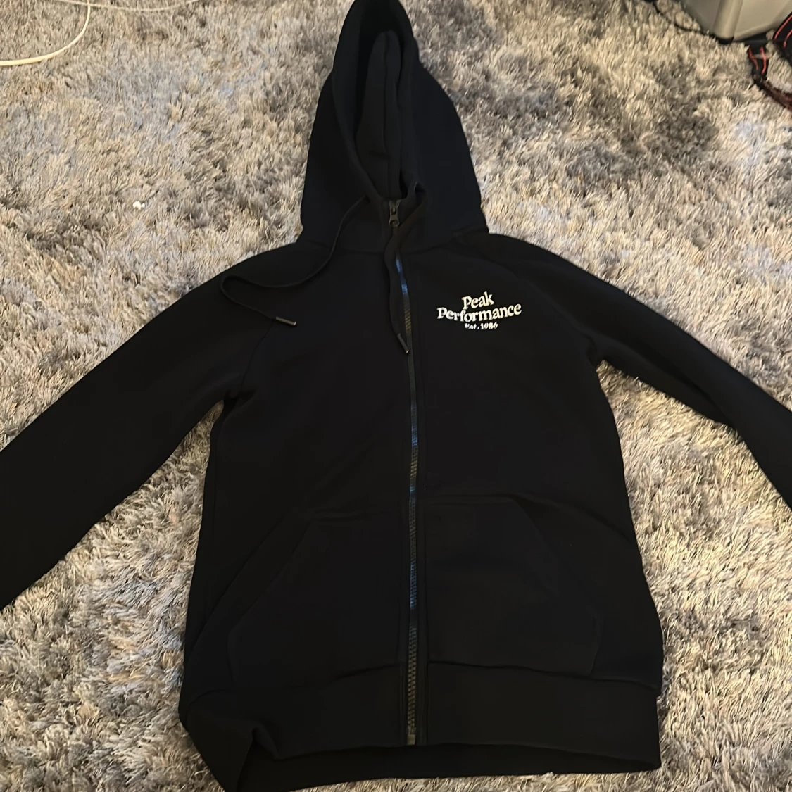 Peak performance hoddie 