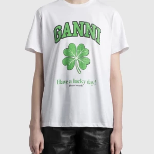 Ganni tröja - Intressekoll på min jättesnygga ganni tröja! köpt för ungefär ett år sedan men endast använd några få gånger. Kan tänka mig gå ner i pris!🤍🤍 Nypris: 975kr