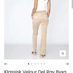 Söker juicy couture byxor i storlek XS-S, spelar inte så stor roll vilken färg, helst under 400 kr, hör av er om ni har!💕