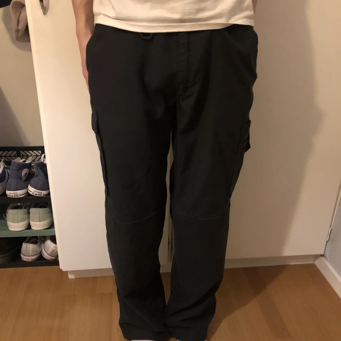 Svarta baggy cargobyxor