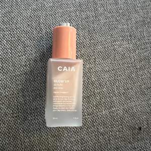 Caia Glow up serum, såg när de kom hem att jag redan hade ett 250 ink frakt