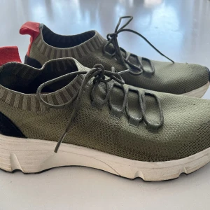 Vagabond skor - Nya olivgröna Vagabond skor. Använda en gång. 