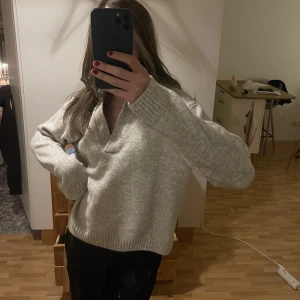 Stickad tröja - Jätte fin stickad tröja! 