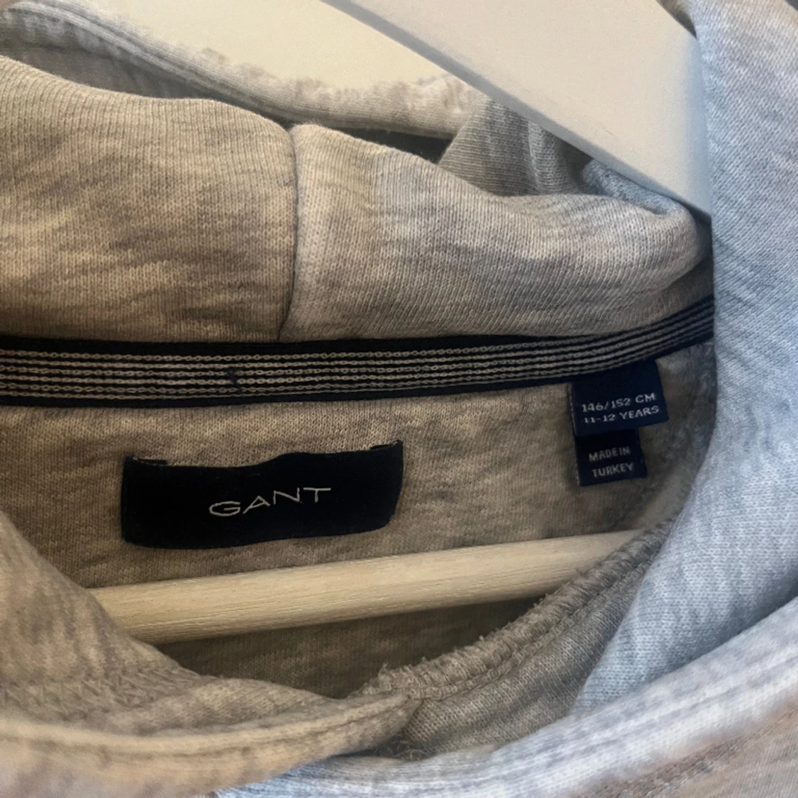 Grå gant hoodie🪩 - 90
