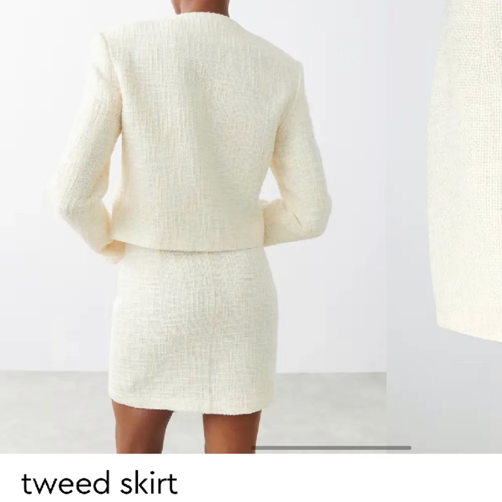 Kjol från Gina tricot i stl 36, slutsåld på hemsidan och nypris var 400kr. ”tweed skirt” i färgen offwhite. Kjolar.
