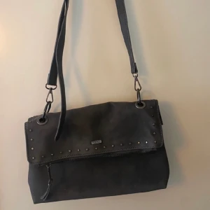 Väska  - Söt väska från zalando❤️