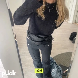 Hm jeans  - Jätte populära och fina jeans från hm som tyvärr är förstora pris kan diskuteras