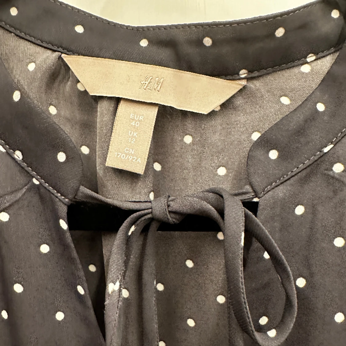 H&M prickig klänning - 91