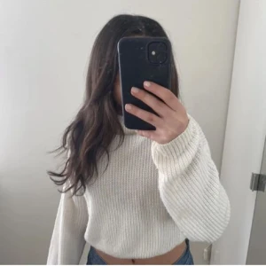 vit stickad topp - jättefin stickad topp nyskick❤️