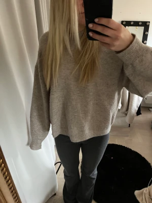 Stickad tröja - Så mysig oversize tröja!