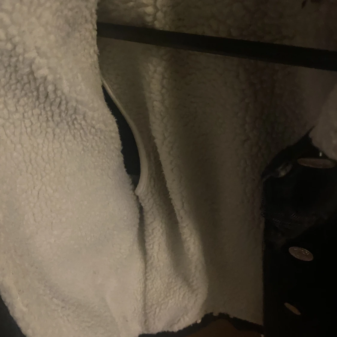 Stradivarius jacka med fluffig insida - 90